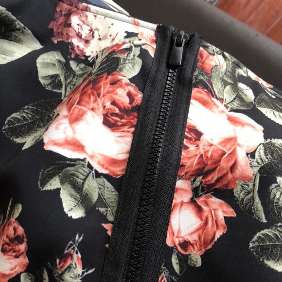 H&M Zipper Front Midi Skirt - Picture 5 of 7